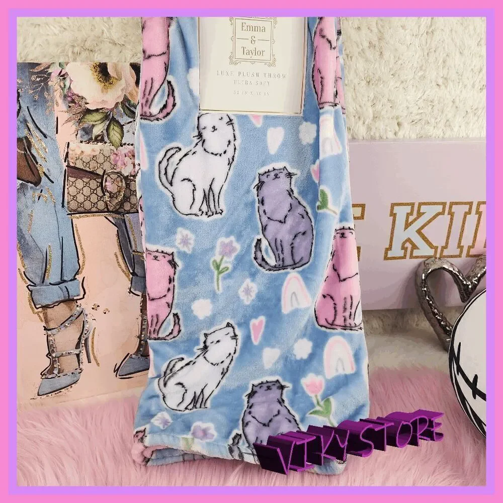 💕 NWT Emma & Taylor Ultra Soft Plush Throw Blanket 50x60 #7150 💕
